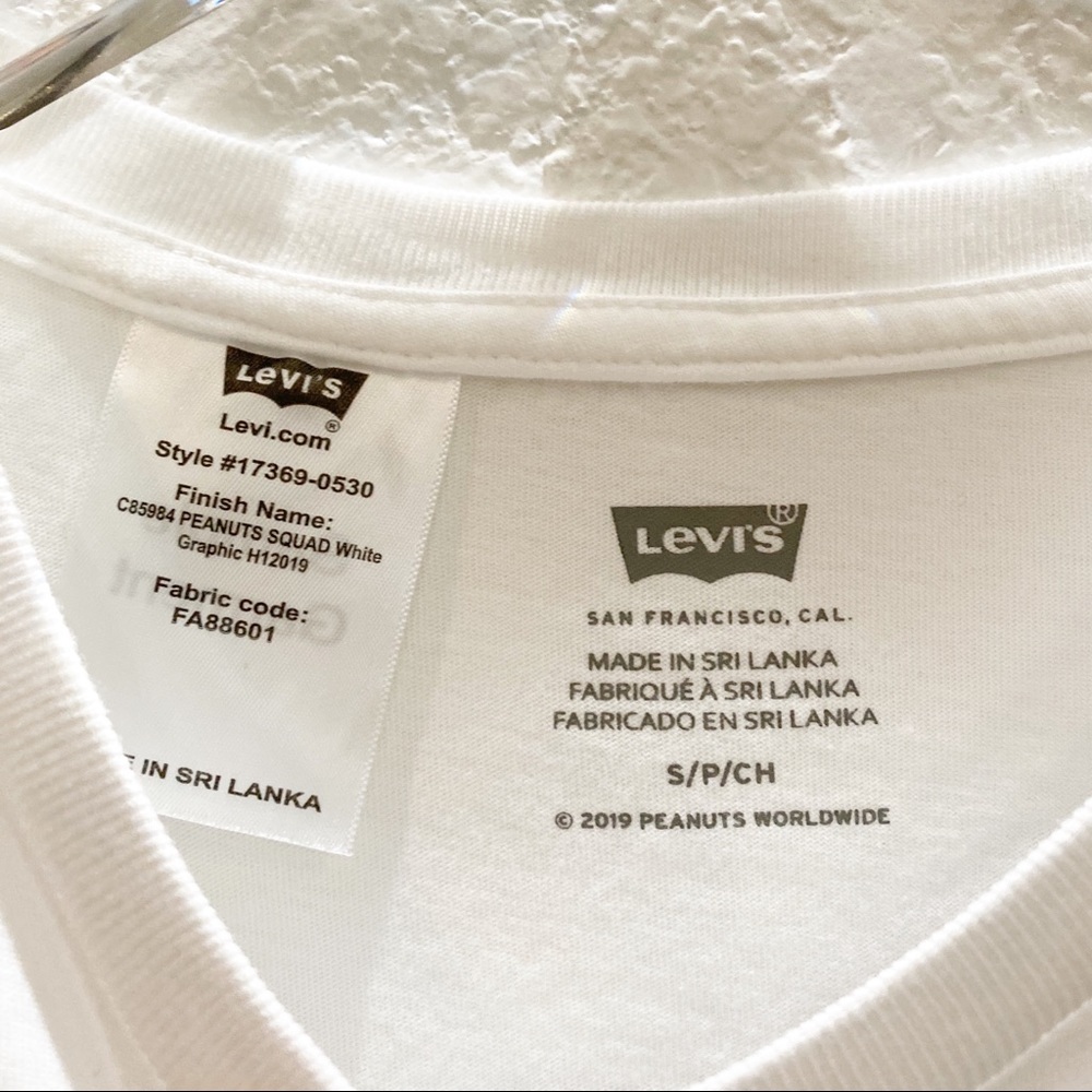 🌀Sold🌀Levi’s | Peanuts x Levi Squad Graphic Tee - Picture 4 of 5